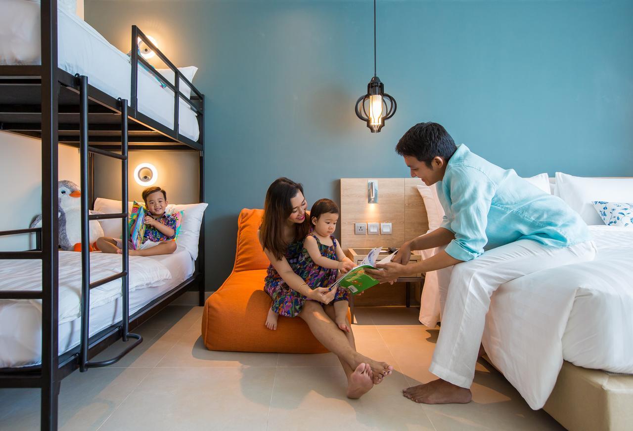 Fusion Suites Phuket Patong Zewnętrze zdjęcie Family room at the hotel