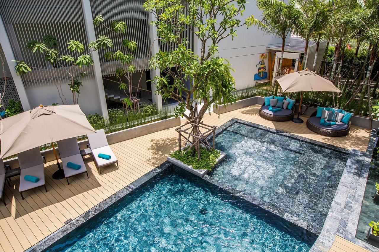 Fusion Suites Phuket Patong Zewnętrze zdjęcie The swimming pool at the hotel